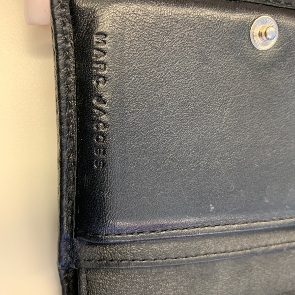 Marc Jacobs Compact Wallet - Picture 6 of 8